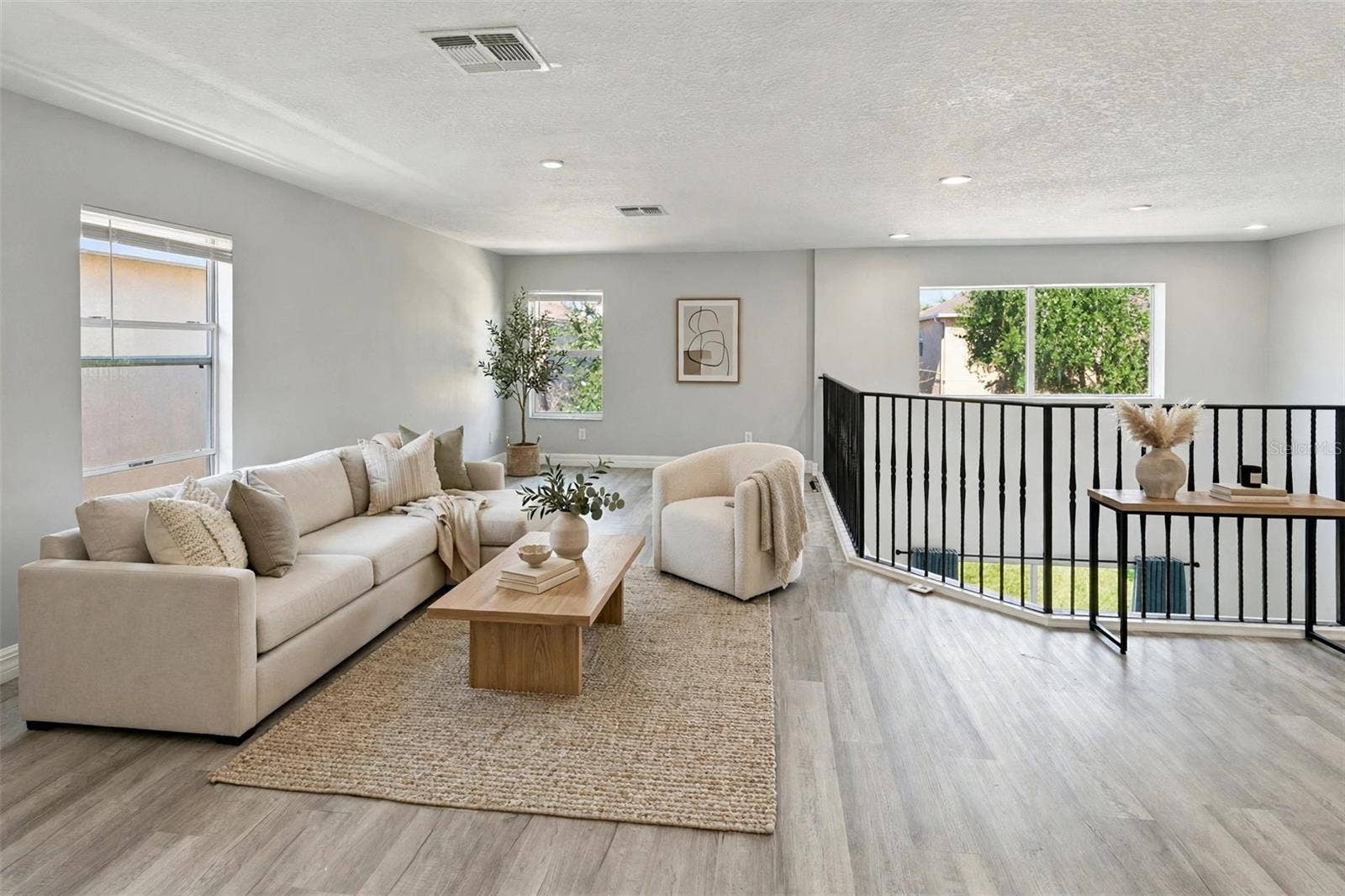 13538 HIDDEN FOREST CIRCLE, Orlando, FL 32828 Virtual stage loft