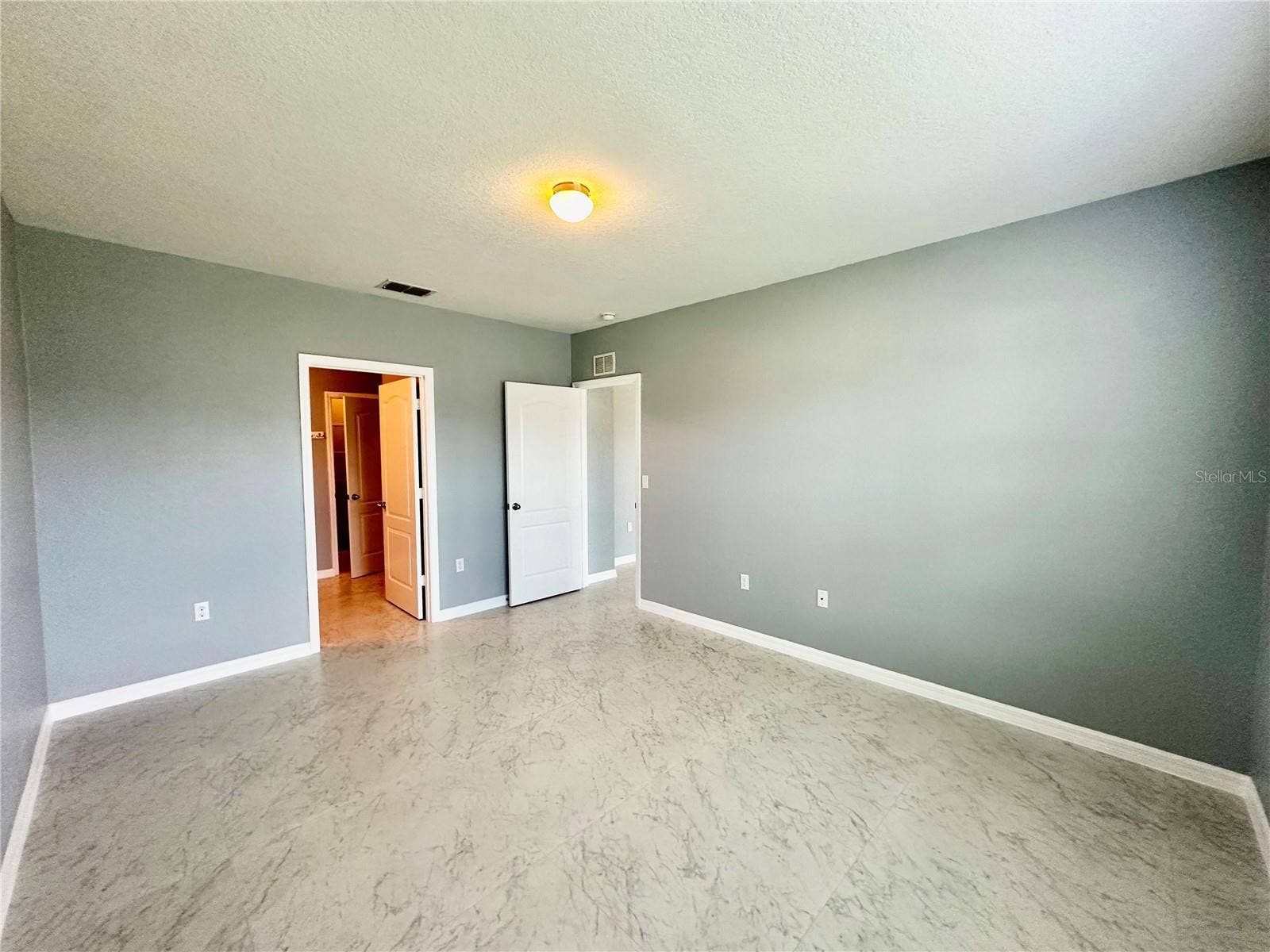 1437 WALLACE MANOR PASS, Winter Haven, FL 33880 1437 WALLACE MANOR PASS, Winter Haven, FL 33880
