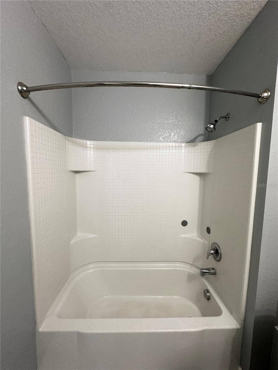 1437 WALLACE MANOR PASS, Winter Haven, FL 33880 1437 WALLACE MANOR PASS, Winter Haven, FL 33880