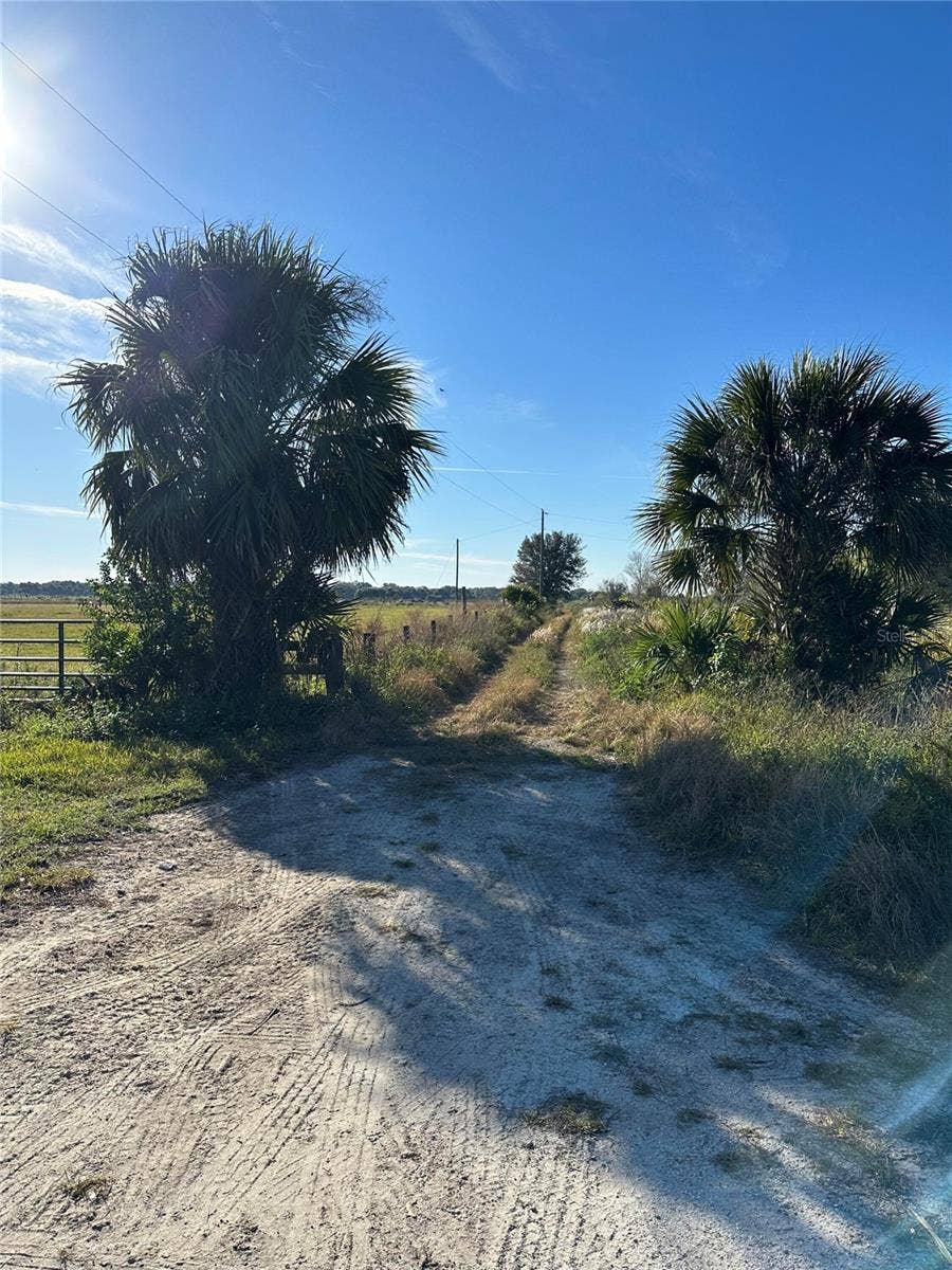 18057 NW 190TH ROAD, Okeechobee, FL 34972 18057 NW 190TH ROAD, Okeechobee, FL 34972