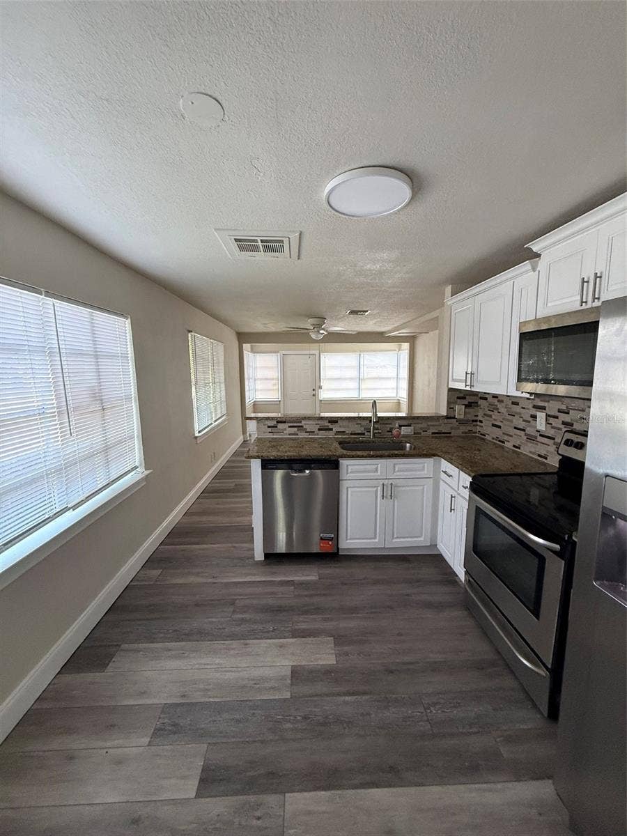 1502 INDIANA AVENUE, St Cloud, FL 34769