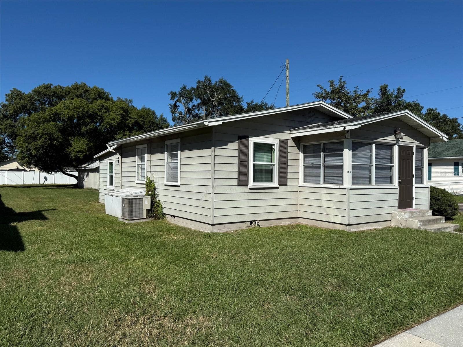 1502 INDIANA AVENUE, St Cloud, FL 34769