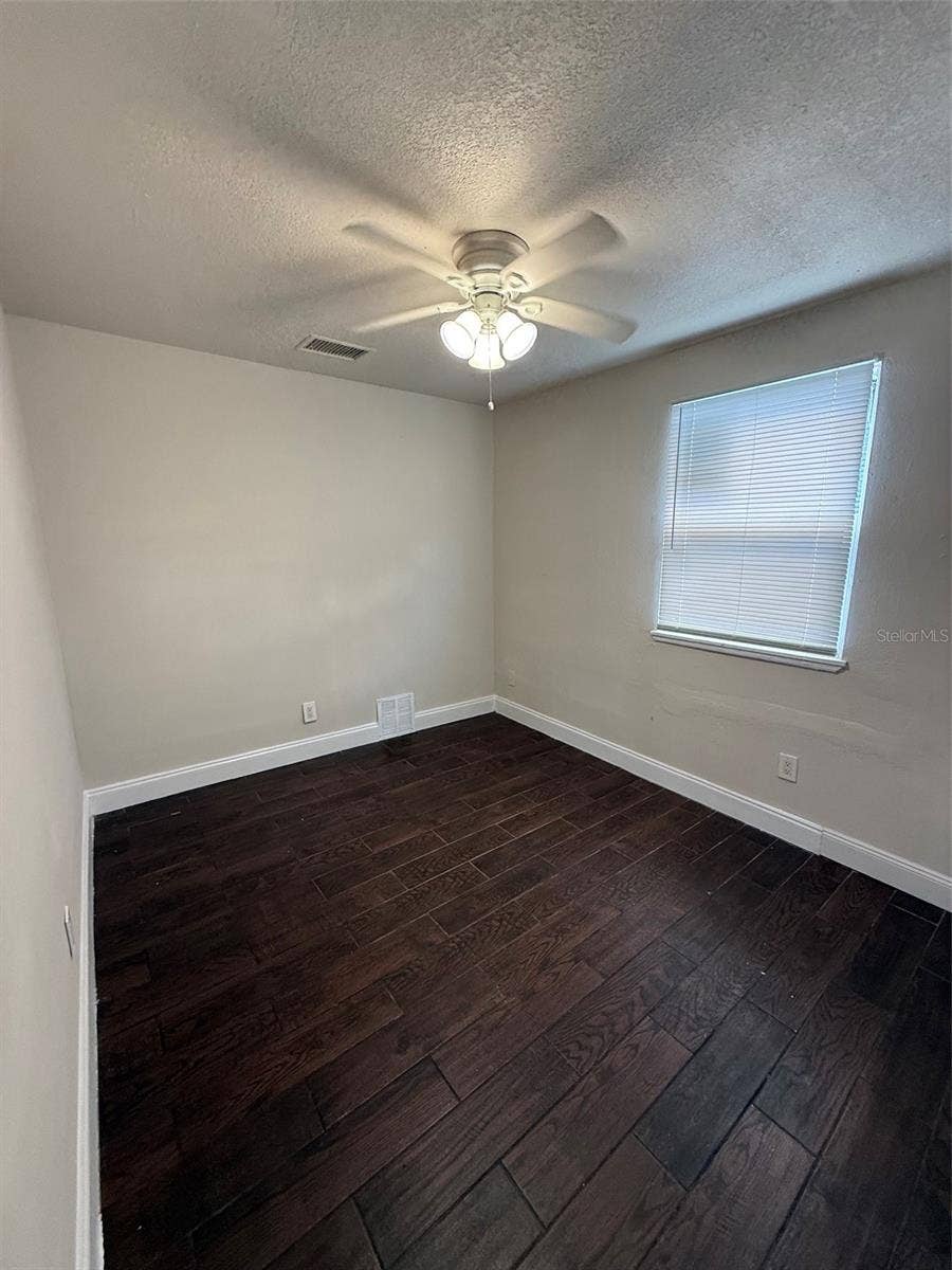 1502 INDIANA AVENUE, St Cloud, FL 34769
