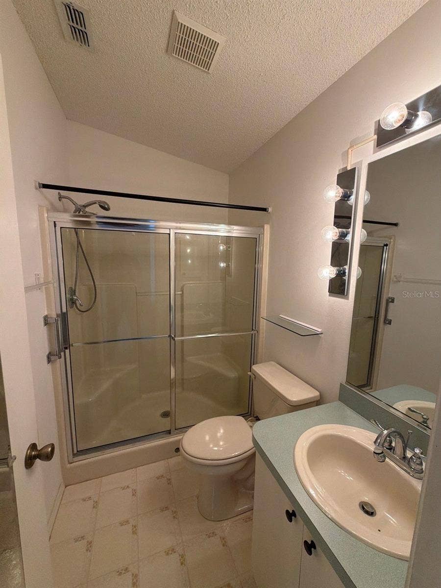 468 HILDALGO DRIVE, The Villages, FL 32159 468 HILDALGO DRIVE, The Villages, FL 32159