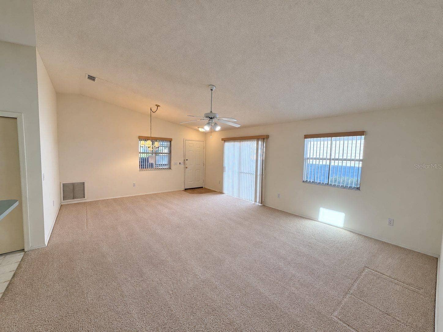 468 HILDALGO DRIVE, The Villages, FL 32159 468 HILDALGO DRIVE, The Villages, FL 32159