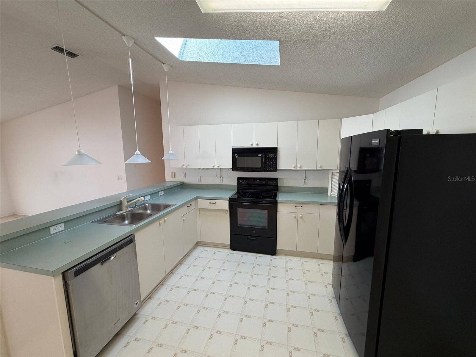 468 HILDALGO DRIVE, The Villages, FL 32159 468 HILDALGO DRIVE, The Villages, FL 32159