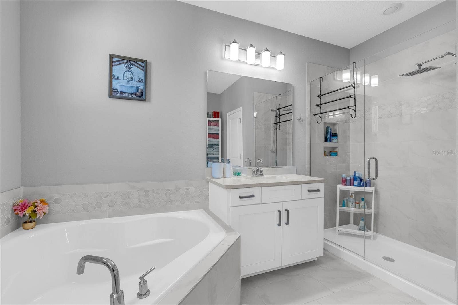 15023 GUAVA BAY DRIVE, Winter Garden, FL 34787 15023 GUAVA BAY DRIVE, Winter Garden, FL 34787