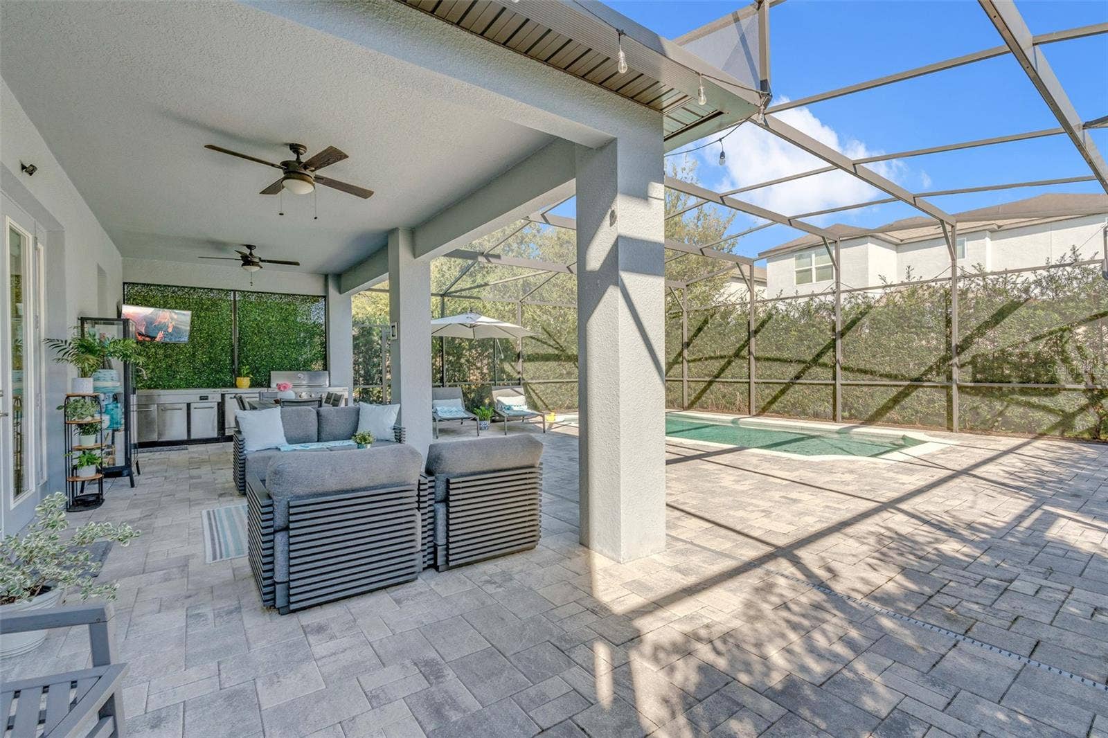 15023 GUAVA BAY DRIVE, Winter Garden, FL 34787 15023 GUAVA BAY DRIVE, Winter Garden, FL 34787