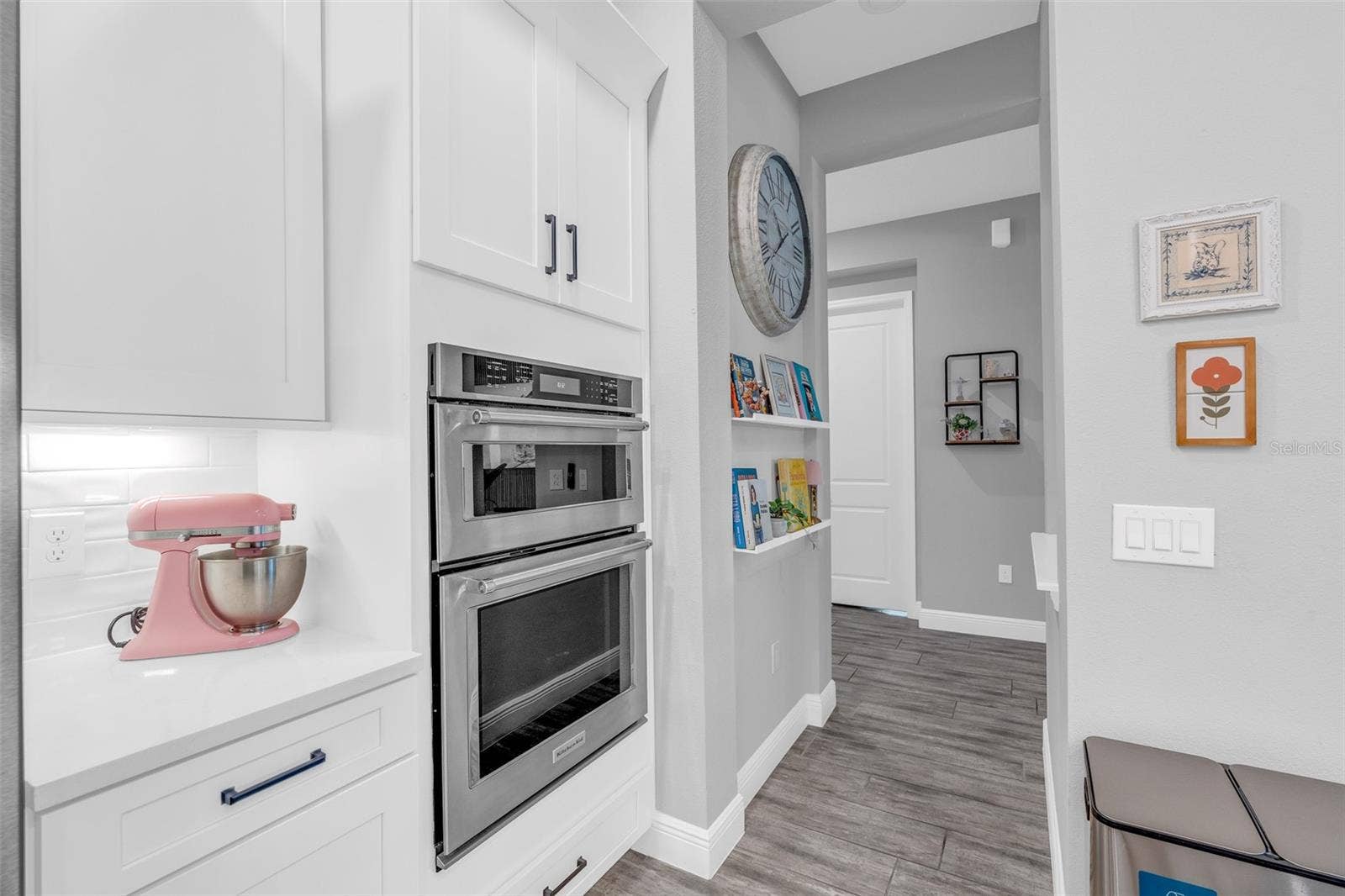 15023 GUAVA BAY DRIVE, Winter Garden, FL 34787 15023 GUAVA BAY DRIVE, Winter Garden, FL 34787
