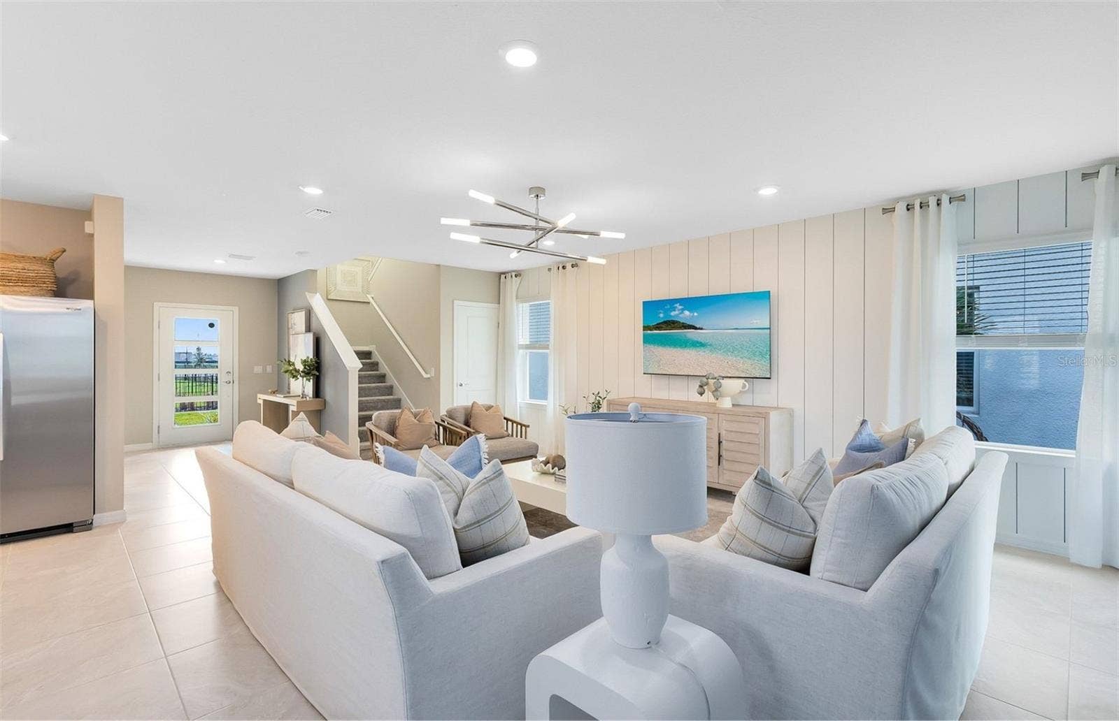 Actual home photo. Colors, finishes, textures and options may appear differently in person due to variations in monitors and viewing devices.