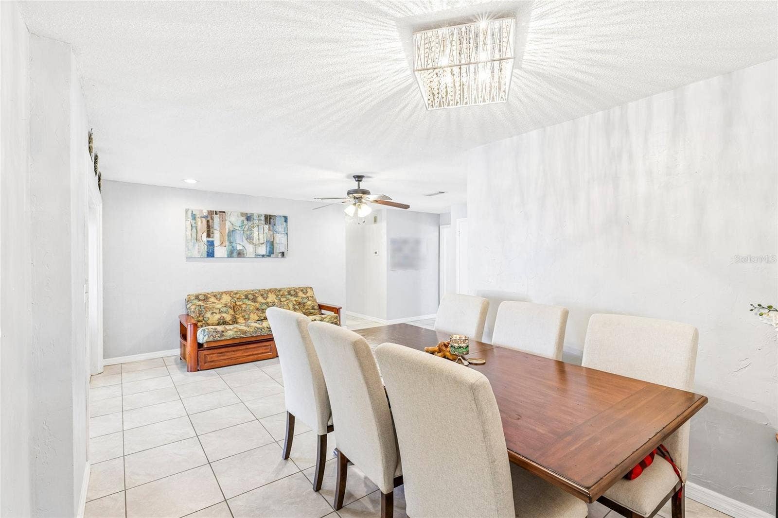 33 DRESDEN CIRCLE, Ormond Beach, FL 32174 33 DRESDEN CIRCLE, Ormond Beach, FL 32174