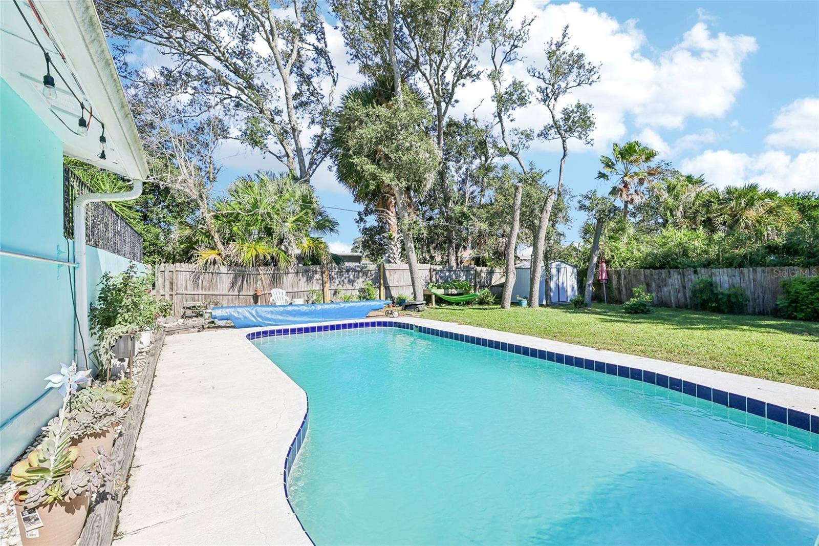 33 DRESDEN CIRCLE, Ormond Beach, FL 32174 33 DRESDEN CIRCLE, Ormond Beach, FL 32174