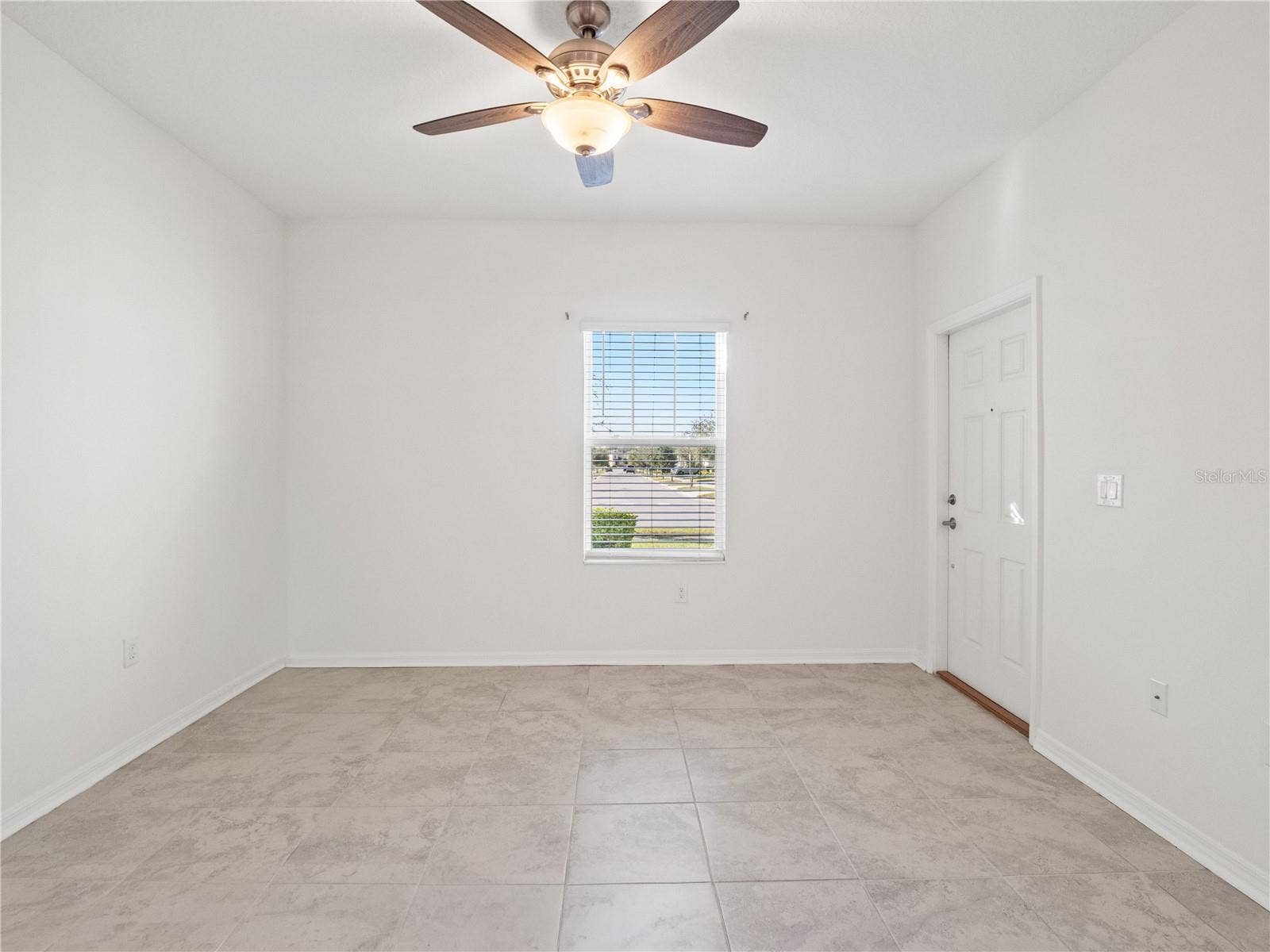 1852 ANCESTRY TRAIL, Kissimmee, FL 34746 Secondary Living Space Living Area