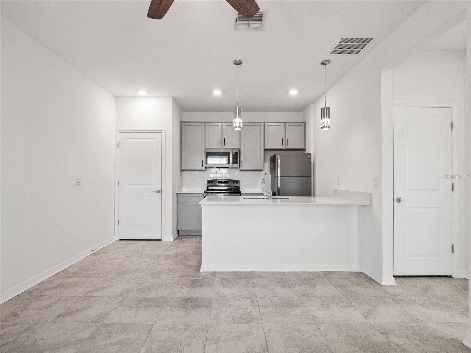 1852 ANCESTRY TRAIL, Kissimmee, FL 34746 Secondary Living Space Kitchen