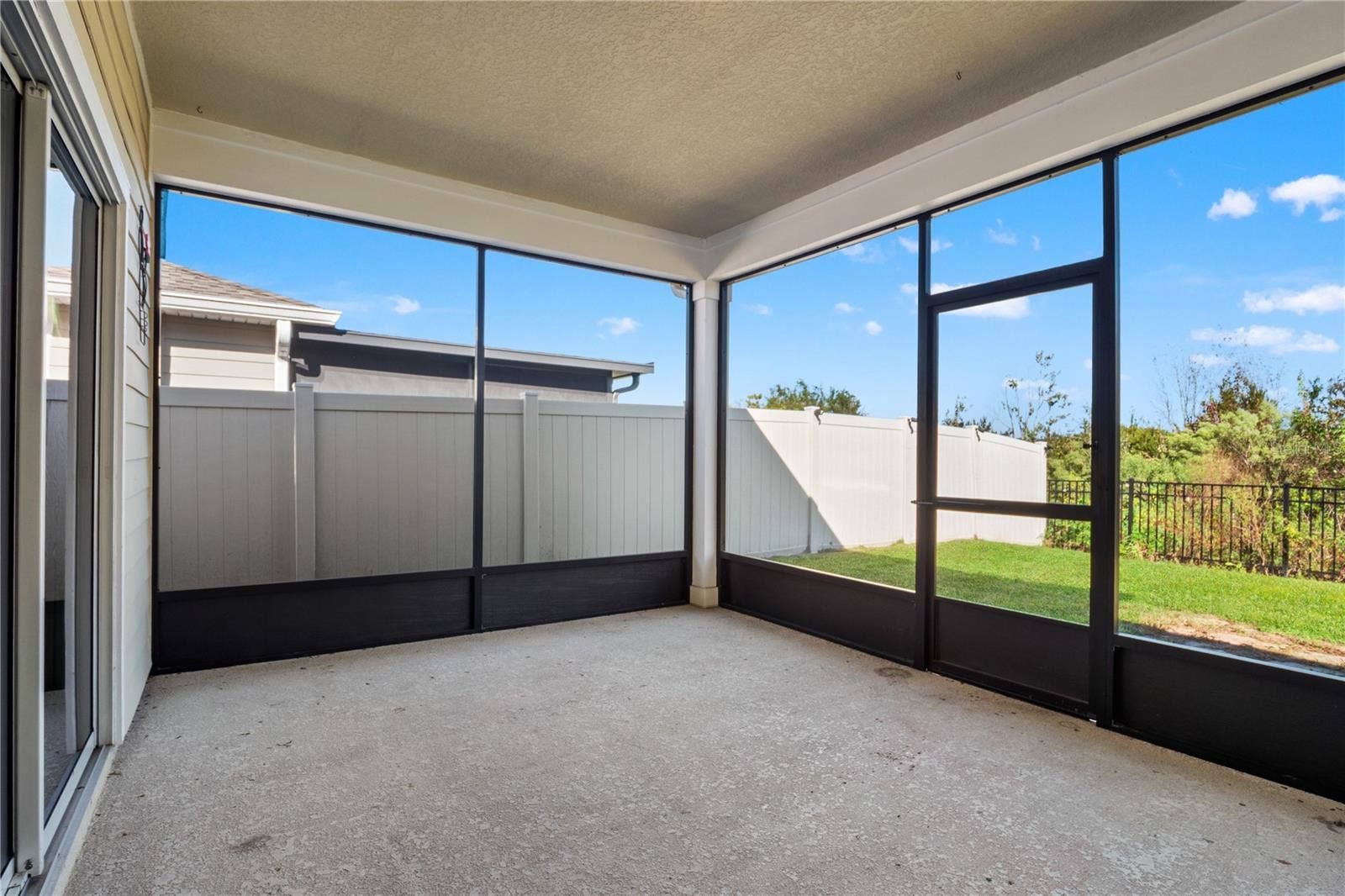 1852 ANCESTRY TRAIL, Kissimmee, FL 34746 Screened Lanai