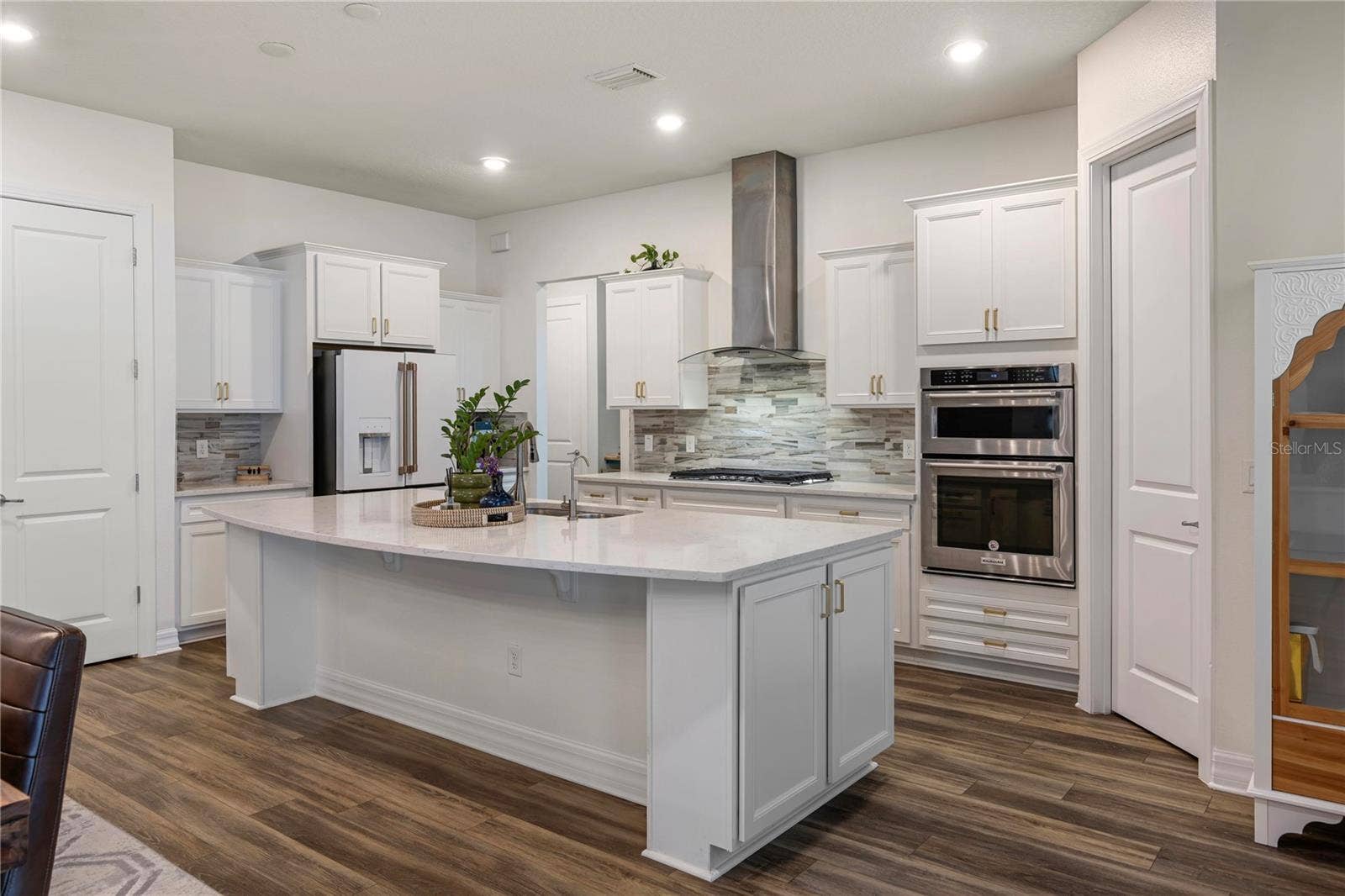 355 PAUL POINT, Lake Mary, FL 32746