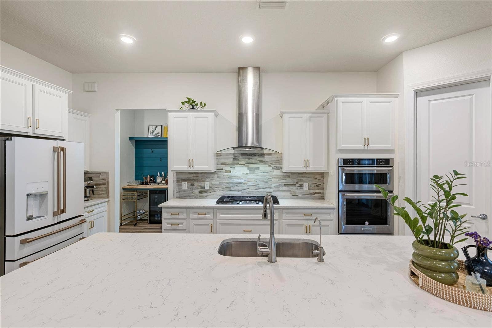 355 PAUL POINT, Lake Mary, FL 32746