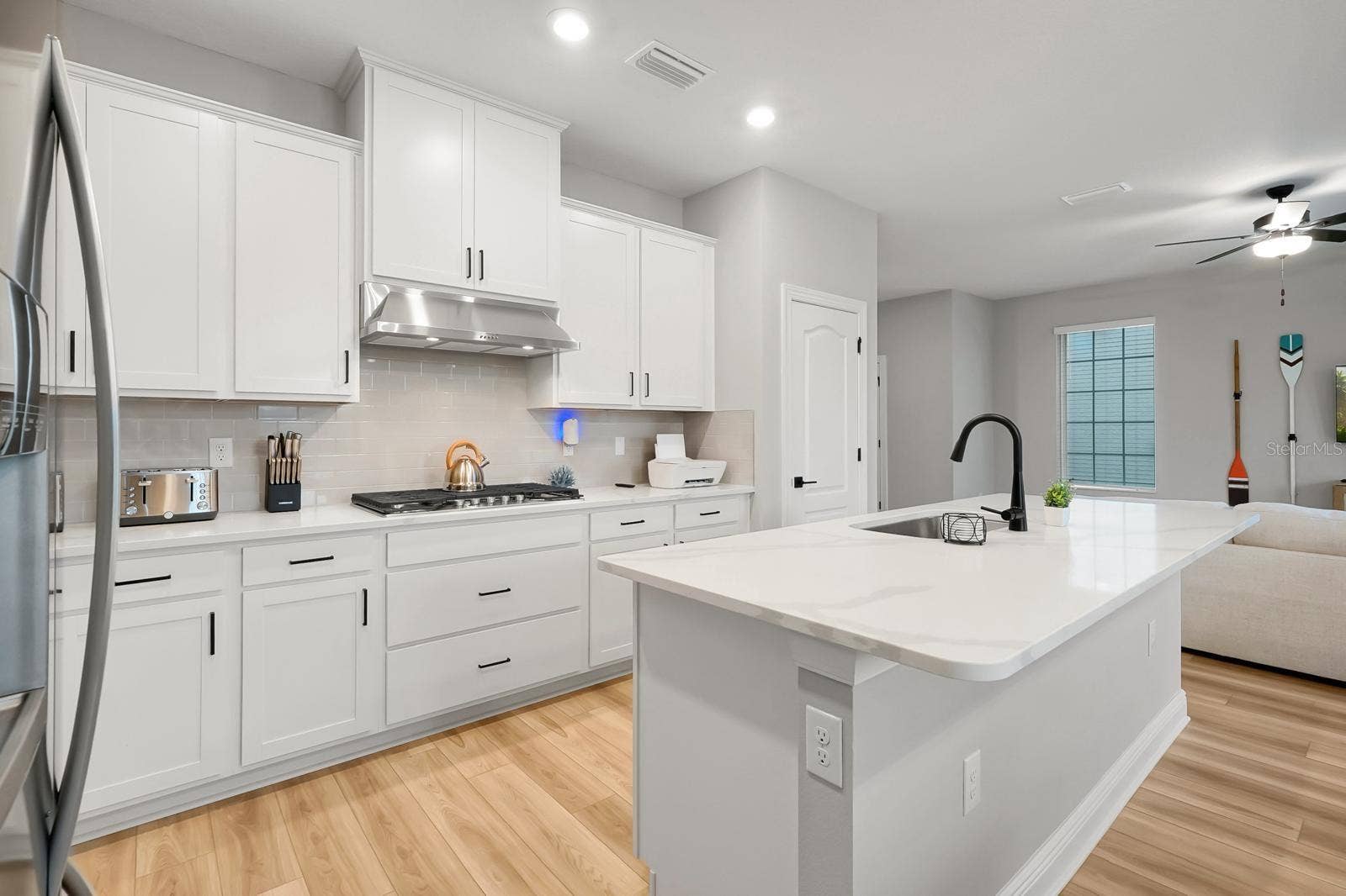 7692 SOMERSWORTH DRIVE, Kissimmee, FL 34747 7692 SOMERSWORTH DRIVE, Kissimmee, FL 34747