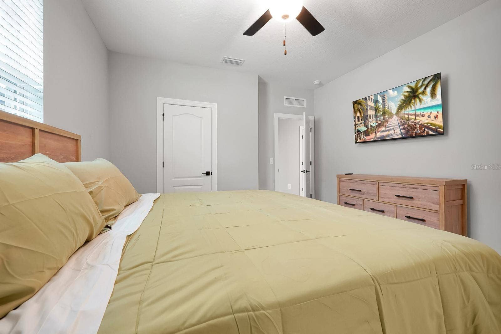 7692 SOMERSWORTH DRIVE, Kissimmee, FL 34747 7692 SOMERSWORTH DRIVE, Kissimmee, FL 34747