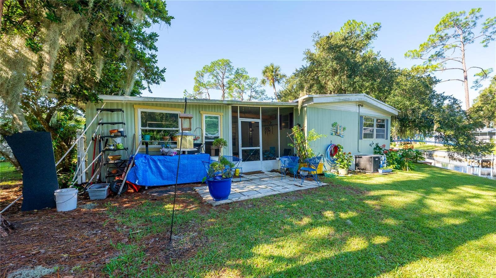 130 PINEY RIDGE, Eustis, FL 32726 Back View