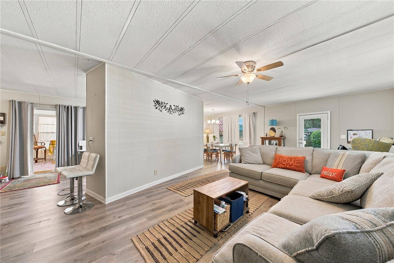 130 PINEY RIDGE, Eustis, FL 32726 Living Room
