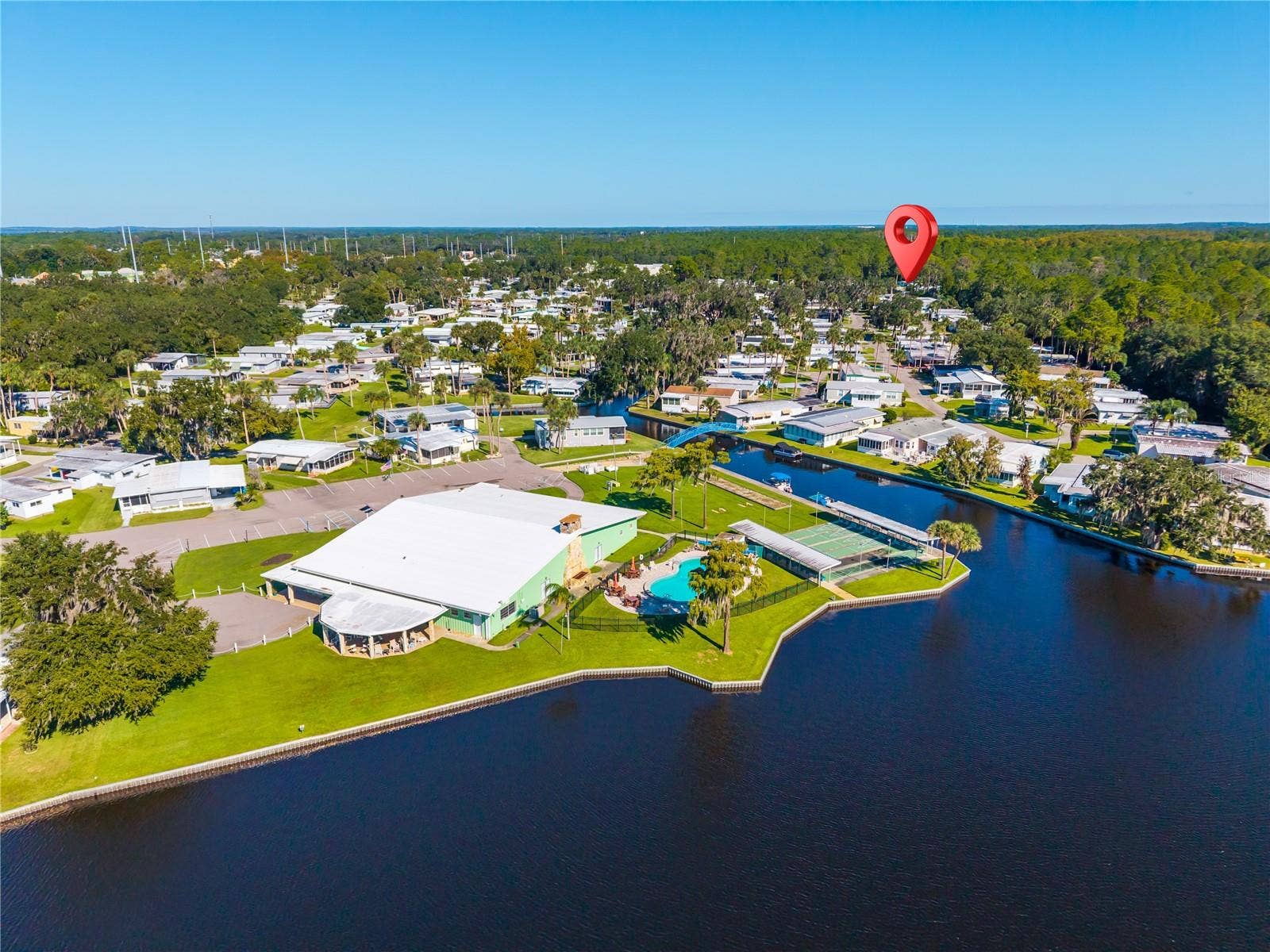 130 PINEY RIDGE, Eustis, FL 32726 Aerial View of Clubhouse & Pool