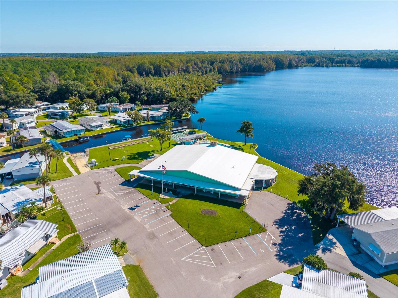 130 PINEY RIDGE, Eustis, FL 32726 Aerial View of Clubhouse