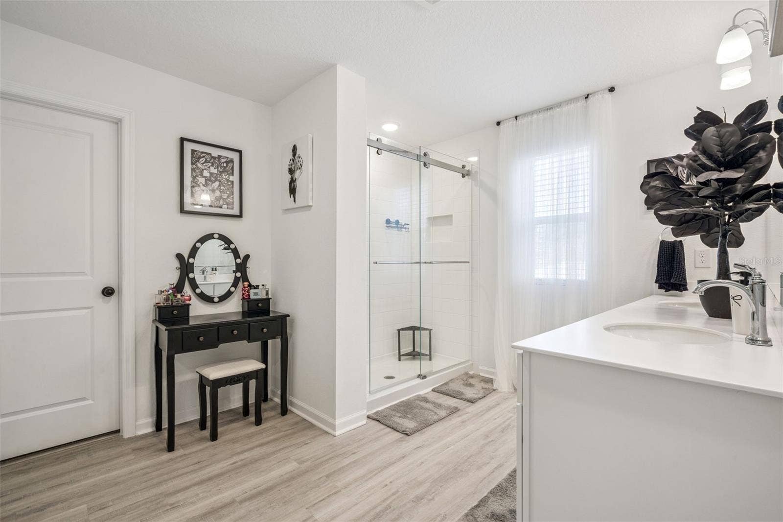 3868 BANNOCK AVE, Tavares, FL 32778 3868 BANNOCK AVE, Tavares, FL 32778