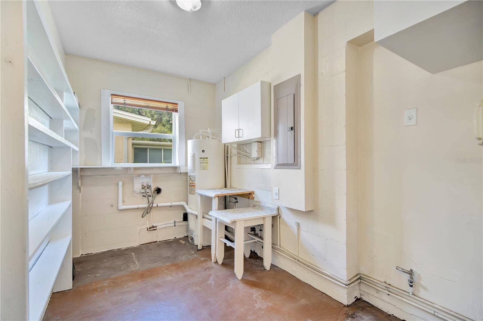 3301 COE AVENUE, Orlando, FL 32806 3301 COE AVENUE, Orlando, FL 32806