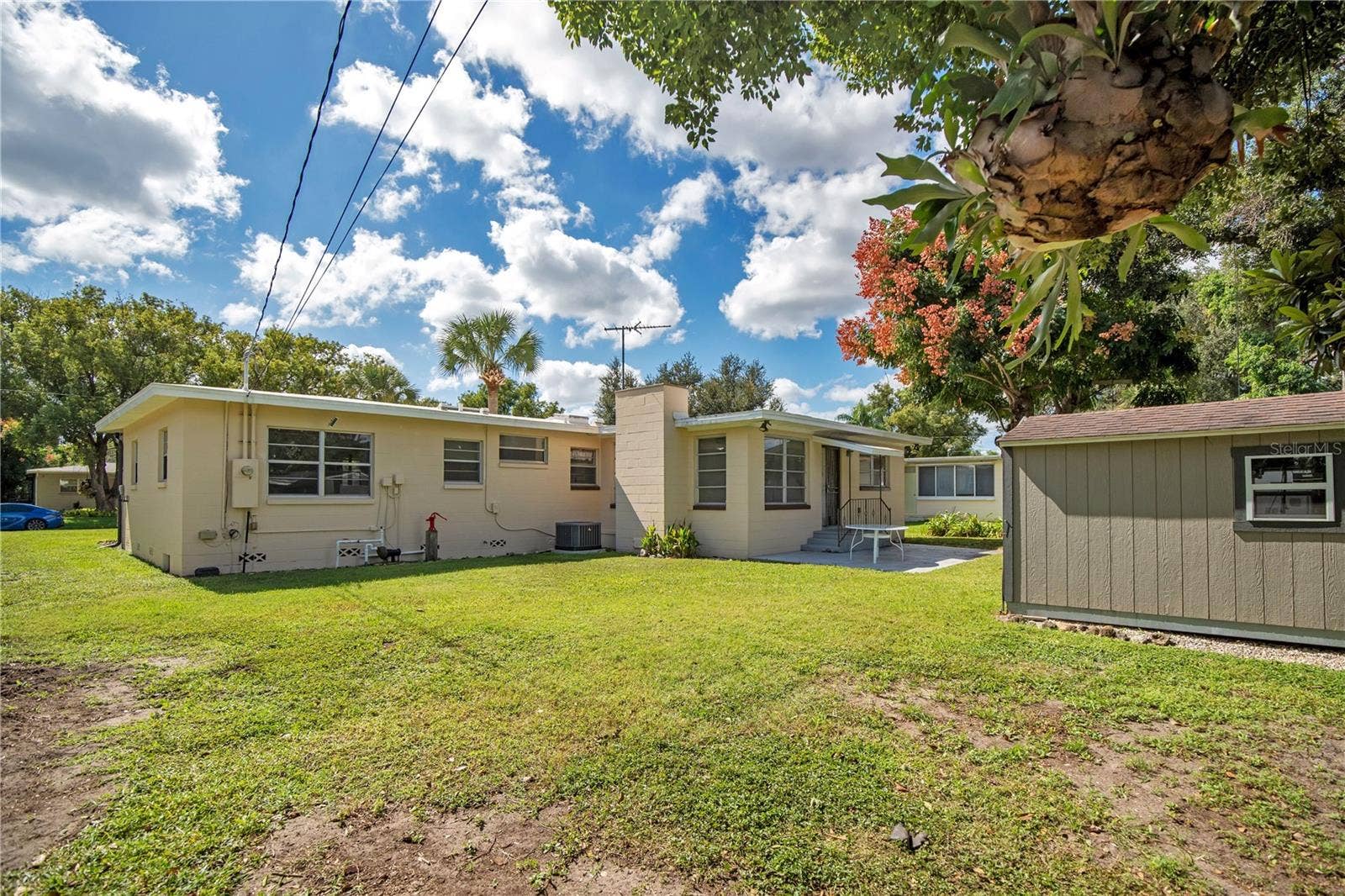 3301 COE AVENUE, Orlando, FL 32806 3301 COE AVENUE, Orlando, FL 32806