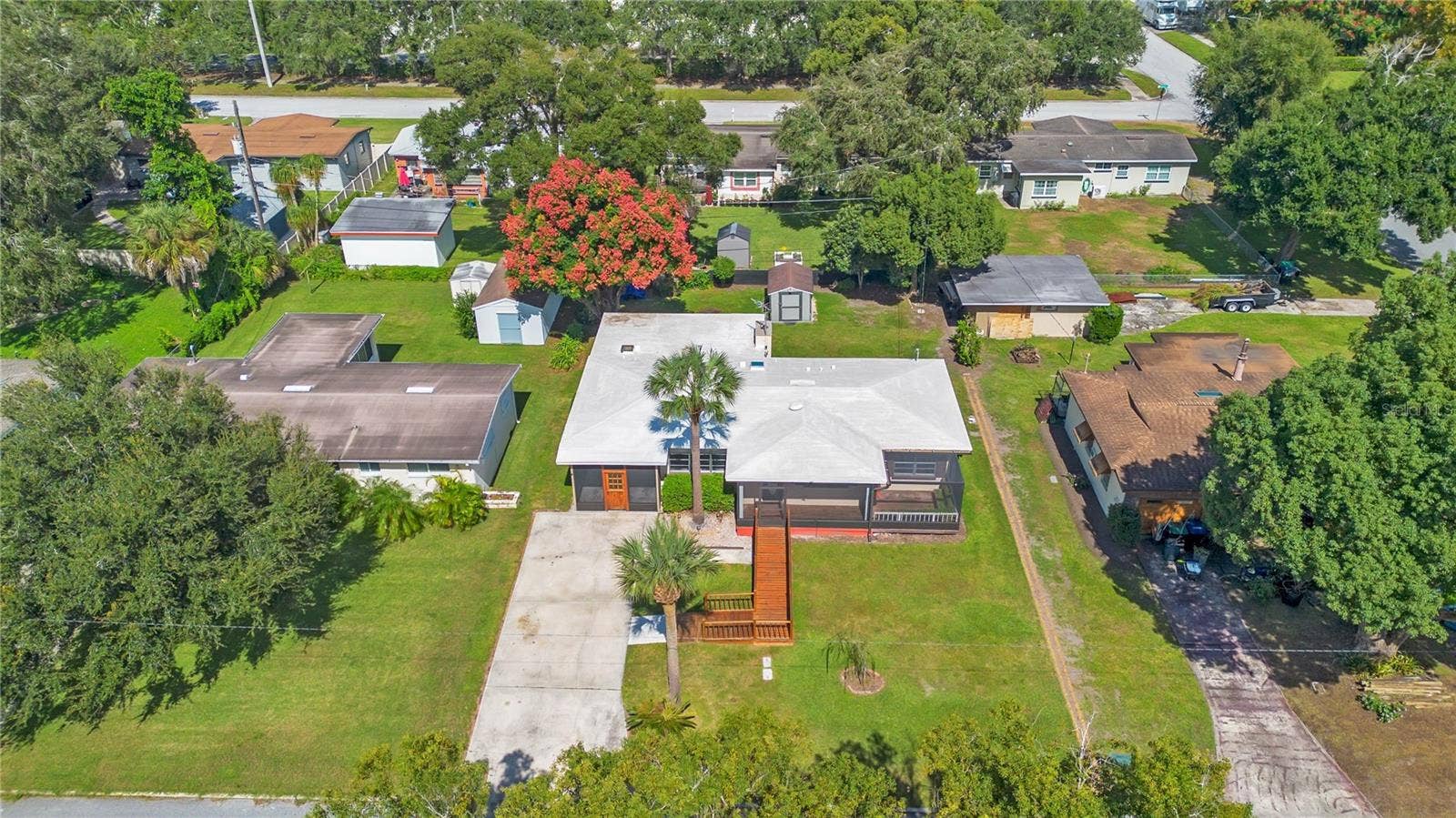 3301 COE AVENUE, Orlando, FL 32806 3301 COE AVENUE, Orlando, FL 32806