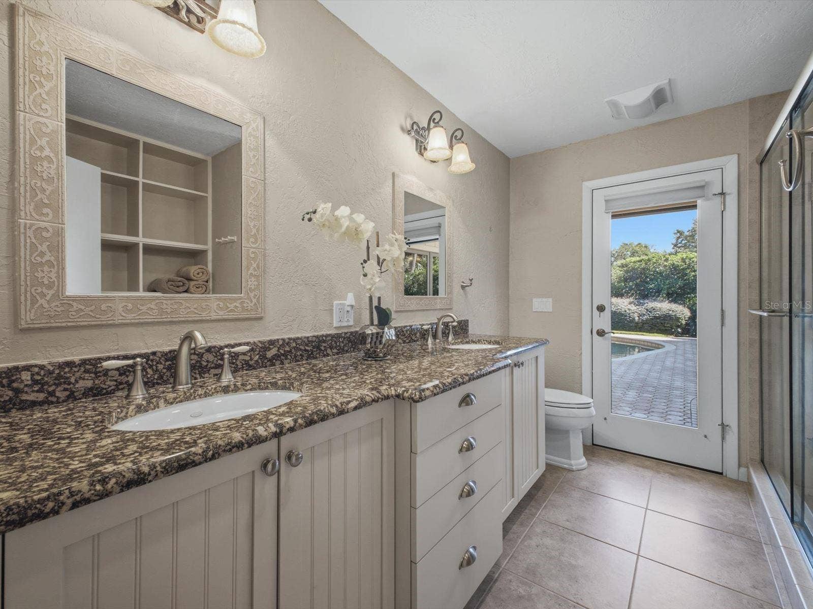 1735 DEMETREE DRIVE, Winter Park, FL 32789 Guest Pool Bath