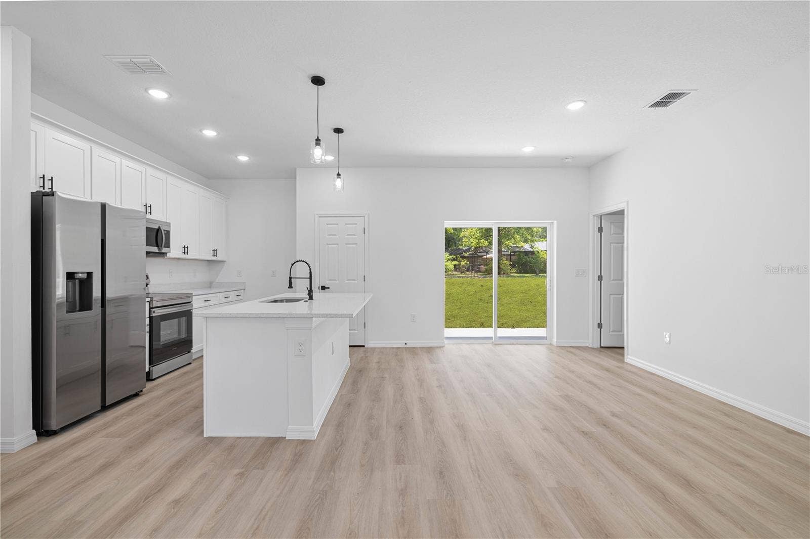7285 N IRELAND DRIVE, Citrus Springs, FL 34434 7285 N IRELAND DRIVE, Citrus Springs, FL 34434
