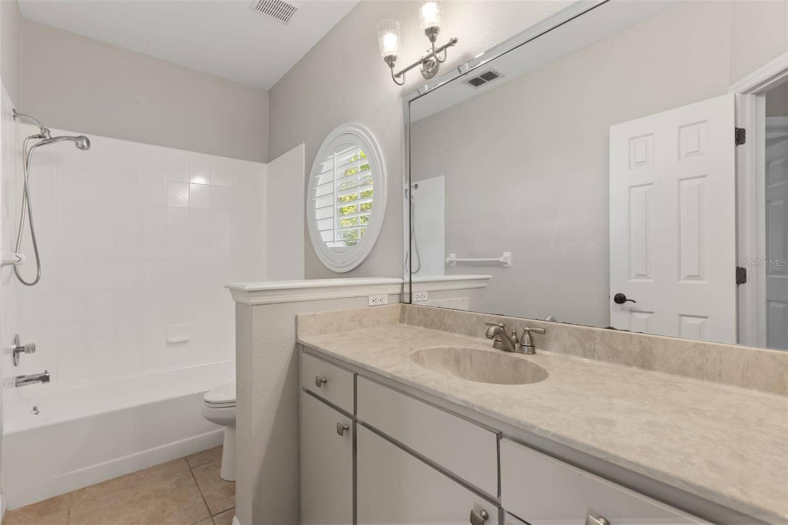 4254 CONWAY PLACE CIRCLE, Orlando, FL 32812 4254 CONWAY PLACE CIRCLE, Orlando, FL 32812