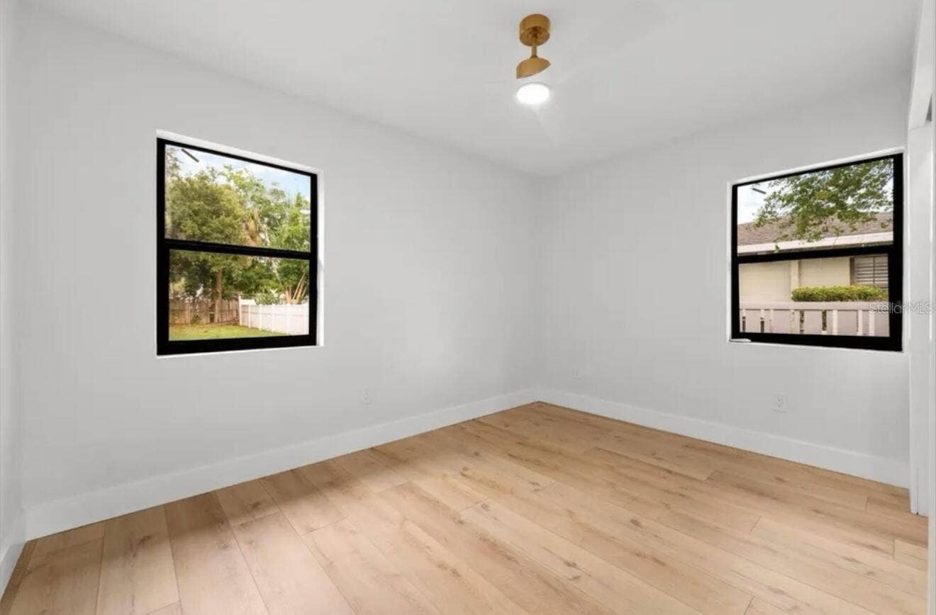 605 N WOODLYNNE AVENUE, Tampa, FL 33609