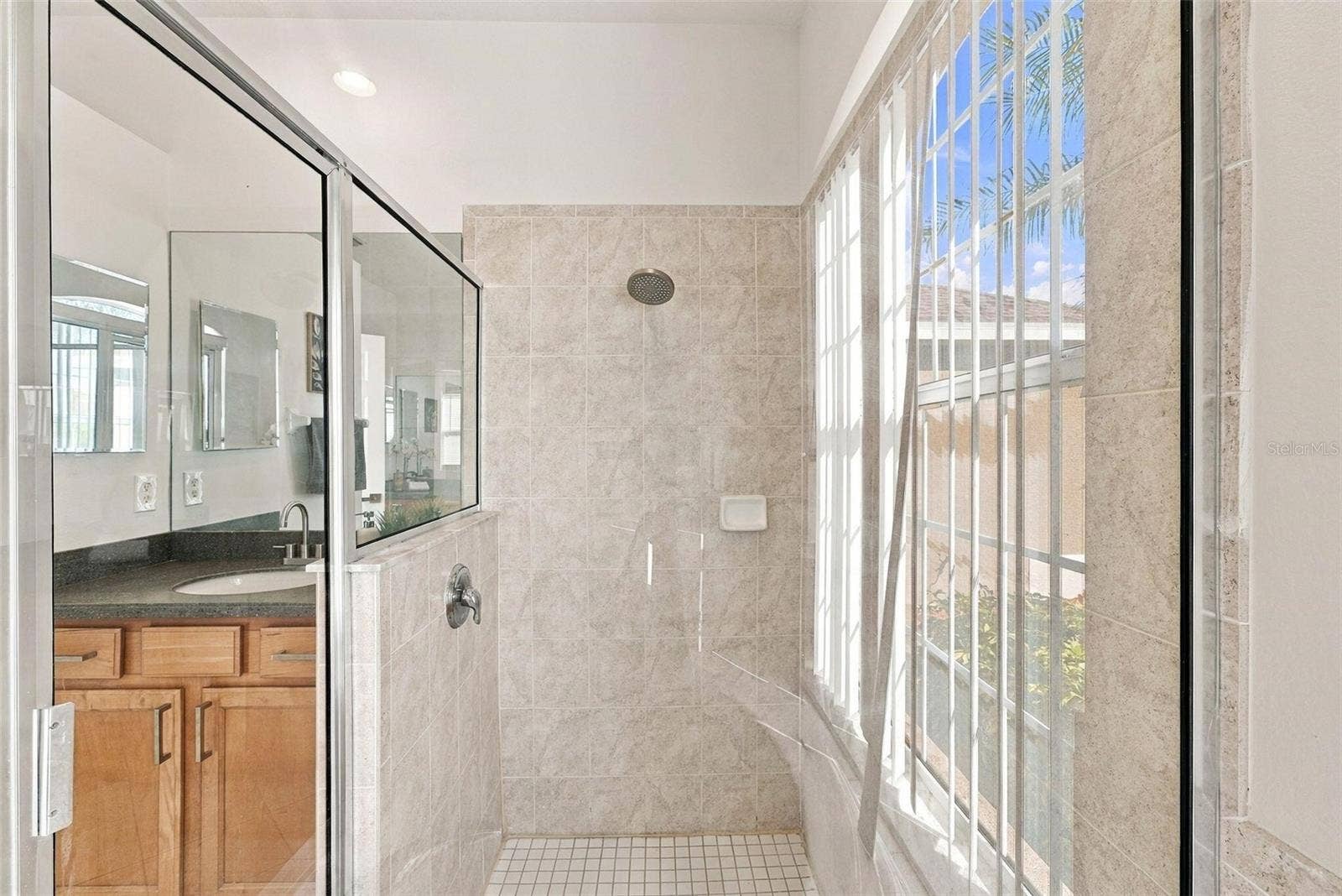 1822 MIRA LAGO CIRCLE, Ruskin, FL 33570 1822 MIRA LAGO CIRCLE, Ruskin, FL 33570