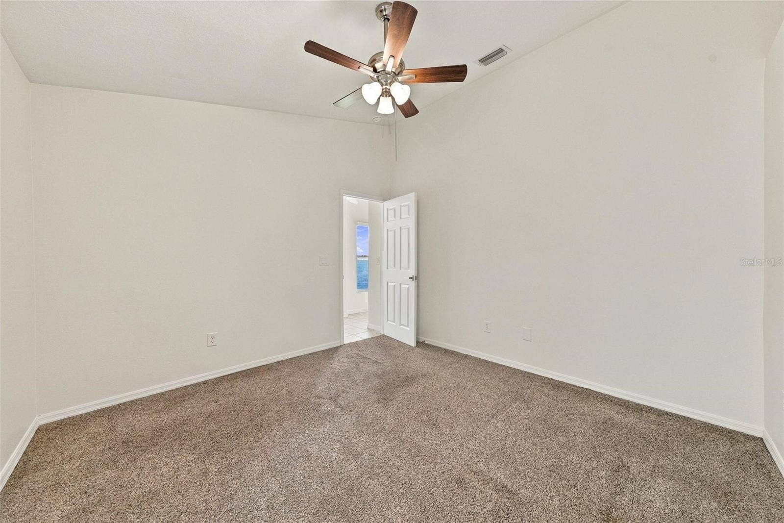 1822 MIRA LAGO CIRCLE, Ruskin, FL 33570 1822 MIRA LAGO CIRCLE, Ruskin, FL 33570