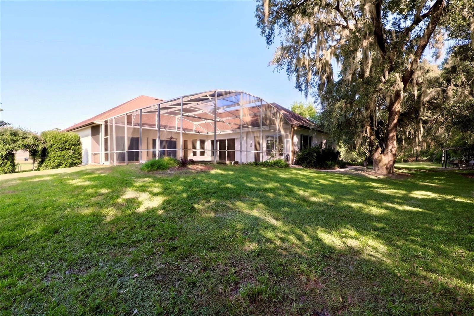 8359 GREY BARK COURT, Sanford, FL 32771 Side Yard