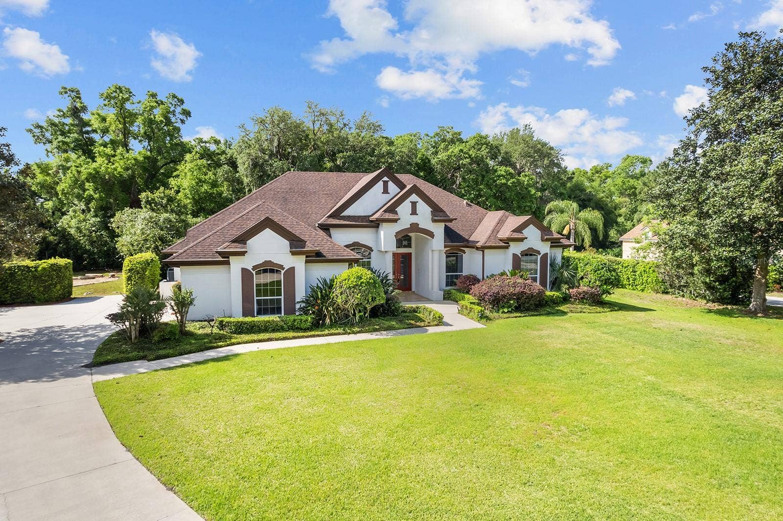 8359 GREY BARK COURT, Sanford, FL 32771 8359 GREY BARK COURT, Sanford, FL 32771