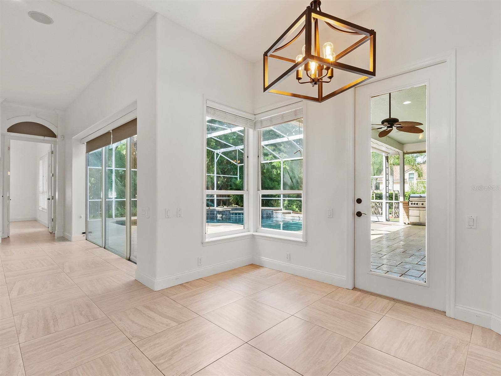 8359 GREY BARK COURT, Sanford, FL 32771 Kitchenette