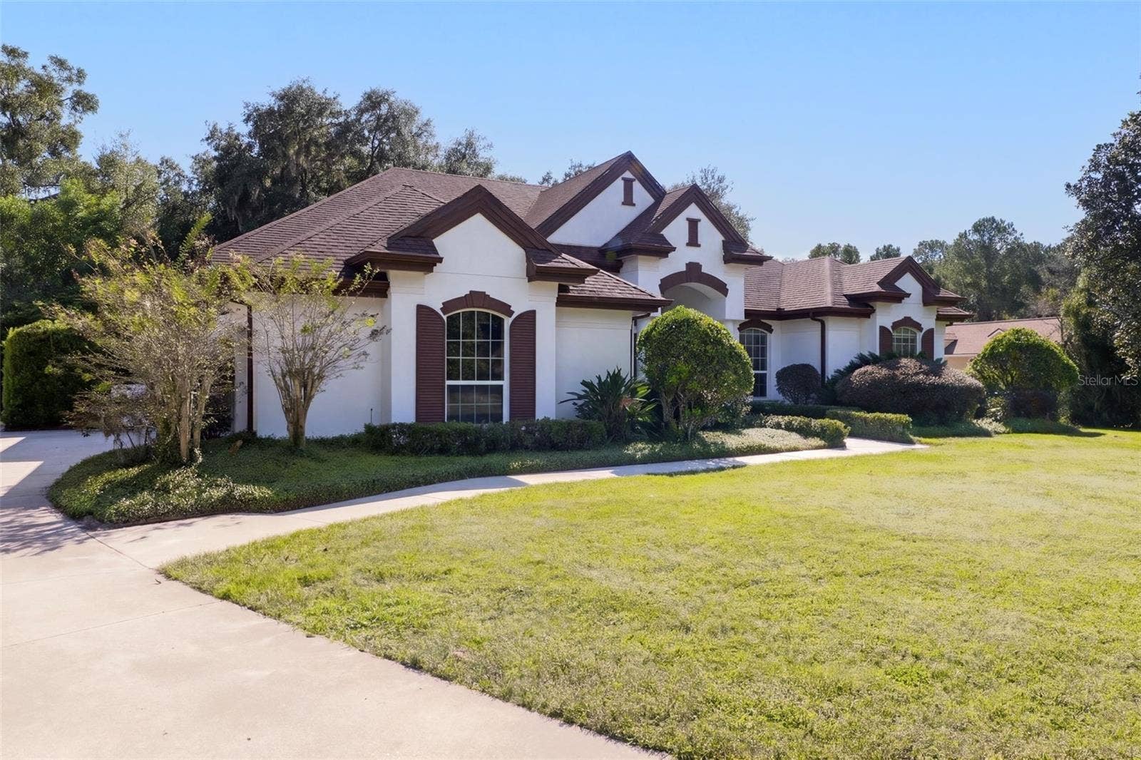 8359 GREY BARK COURT, Sanford, FL 32771 8359 GREY BARK COURT, Sanford, FL 32771