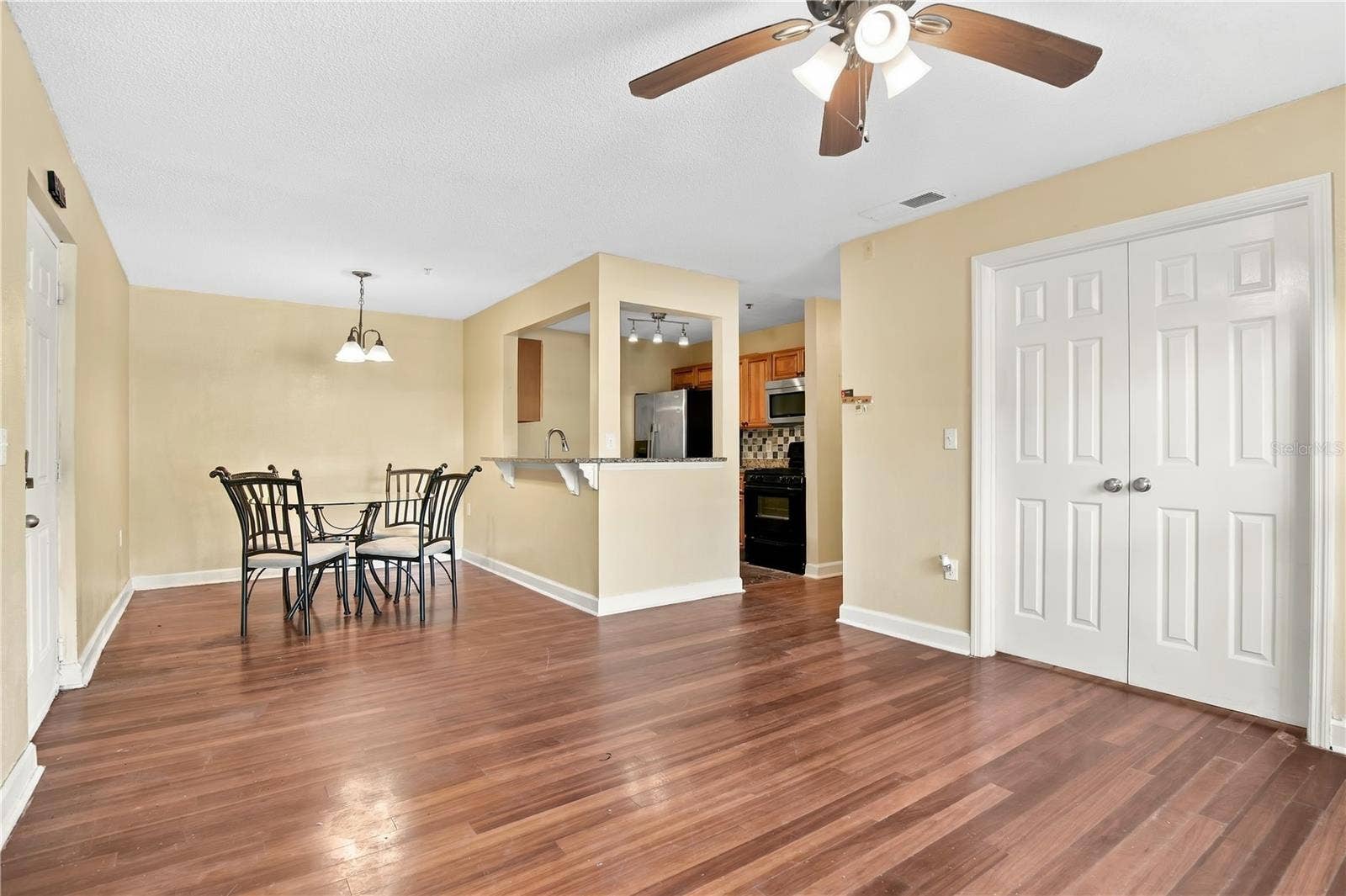 2031 DIXIE BELLE DRIVE, #2031M, Orlando, FL 32812