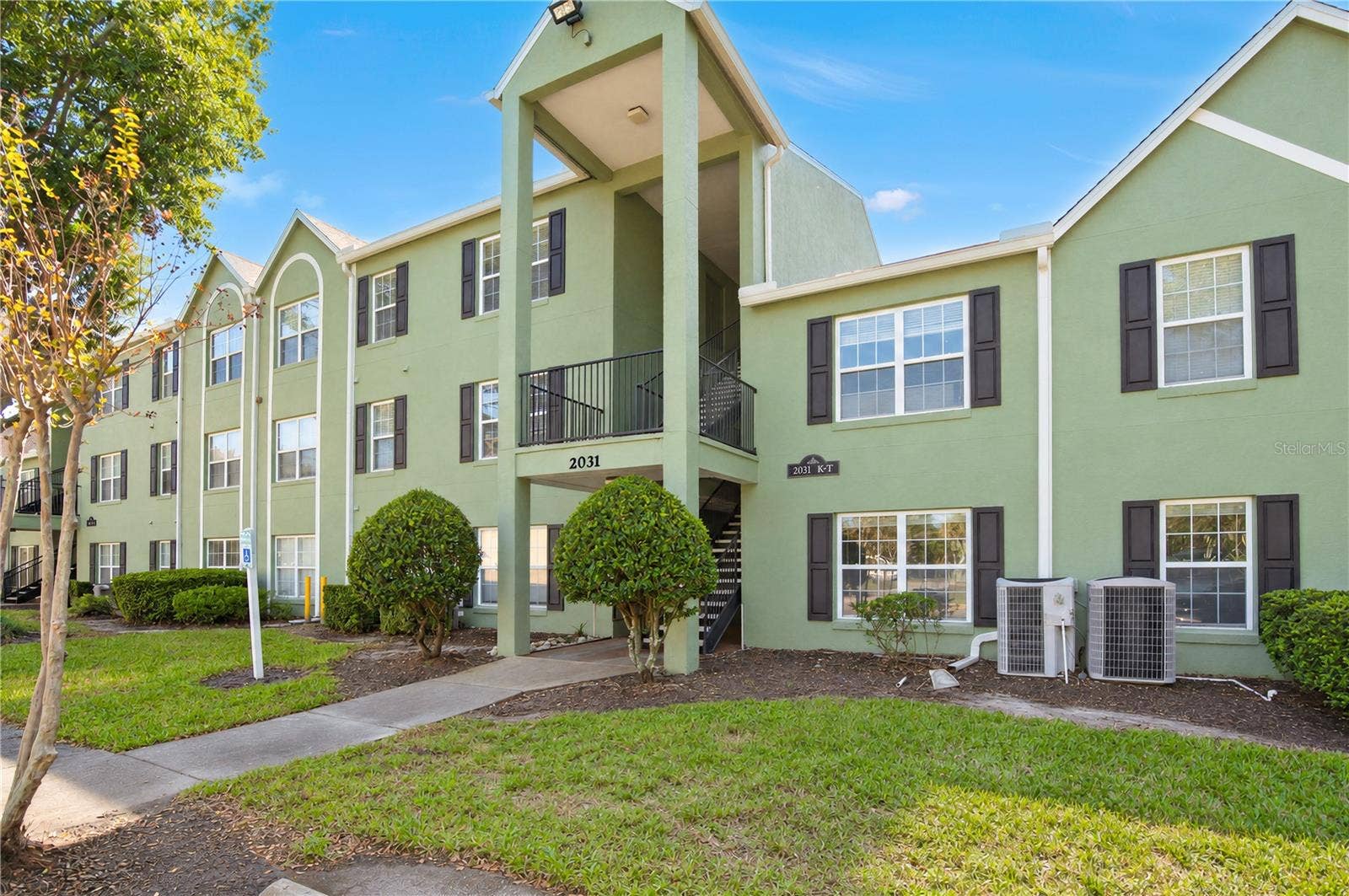 2031 DIXIE BELLE DRIVE, #2031M, Orlando, FL 32812