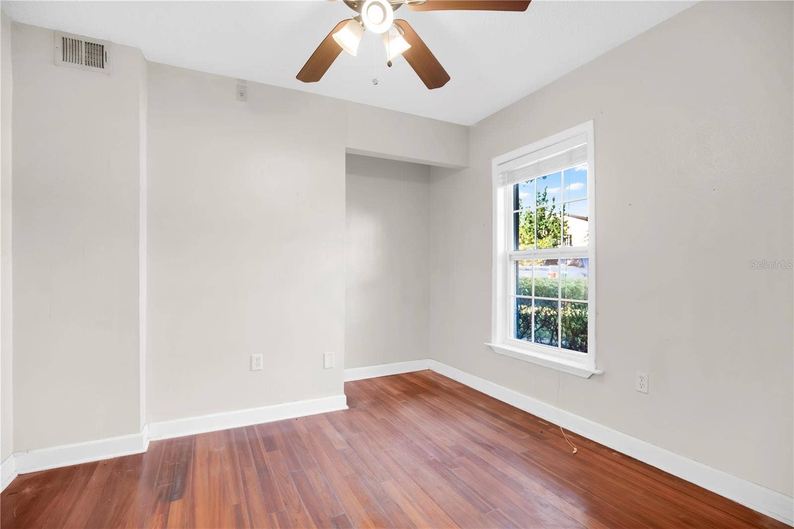 2031 DIXIE BELLE DRIVE, #2031M, Orlando, FL 32812