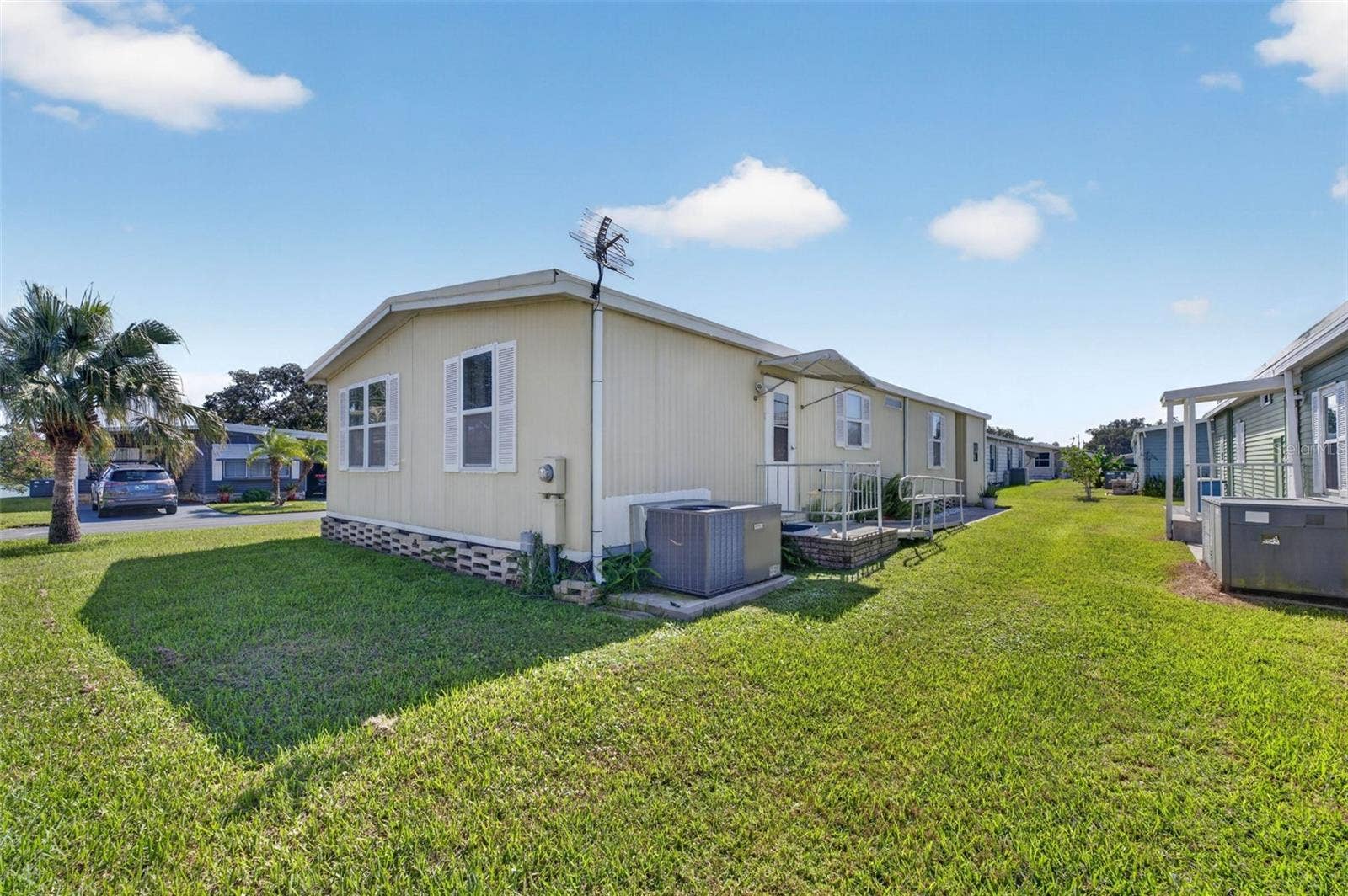 2055 S FLORAL AVENUE, #284, Bartow, FL 33830