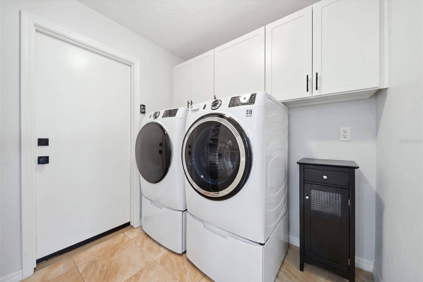 4901 SUDBURY COURT, Orlando, FL 32826 4901 SUDBURY COURT, Orlando, FL 32826
