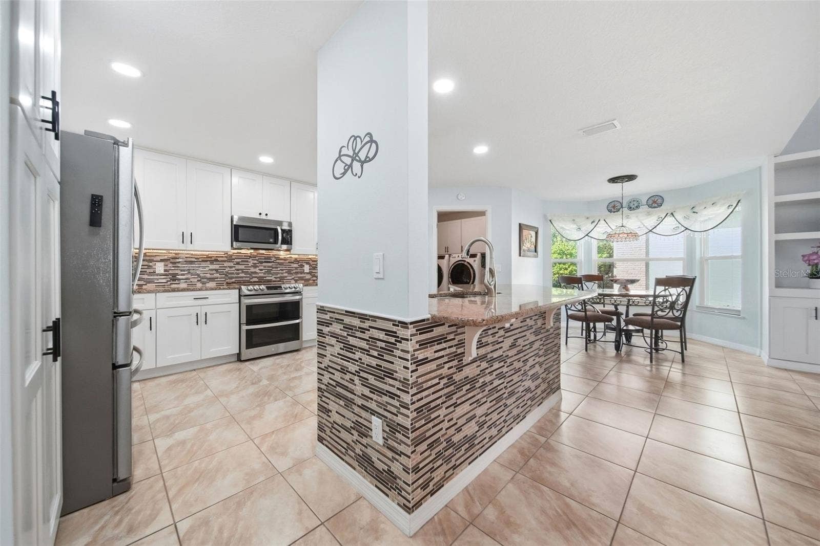 4901 SUDBURY COURT, Orlando, FL 32826 4901 SUDBURY COURT, Orlando, FL 32826
