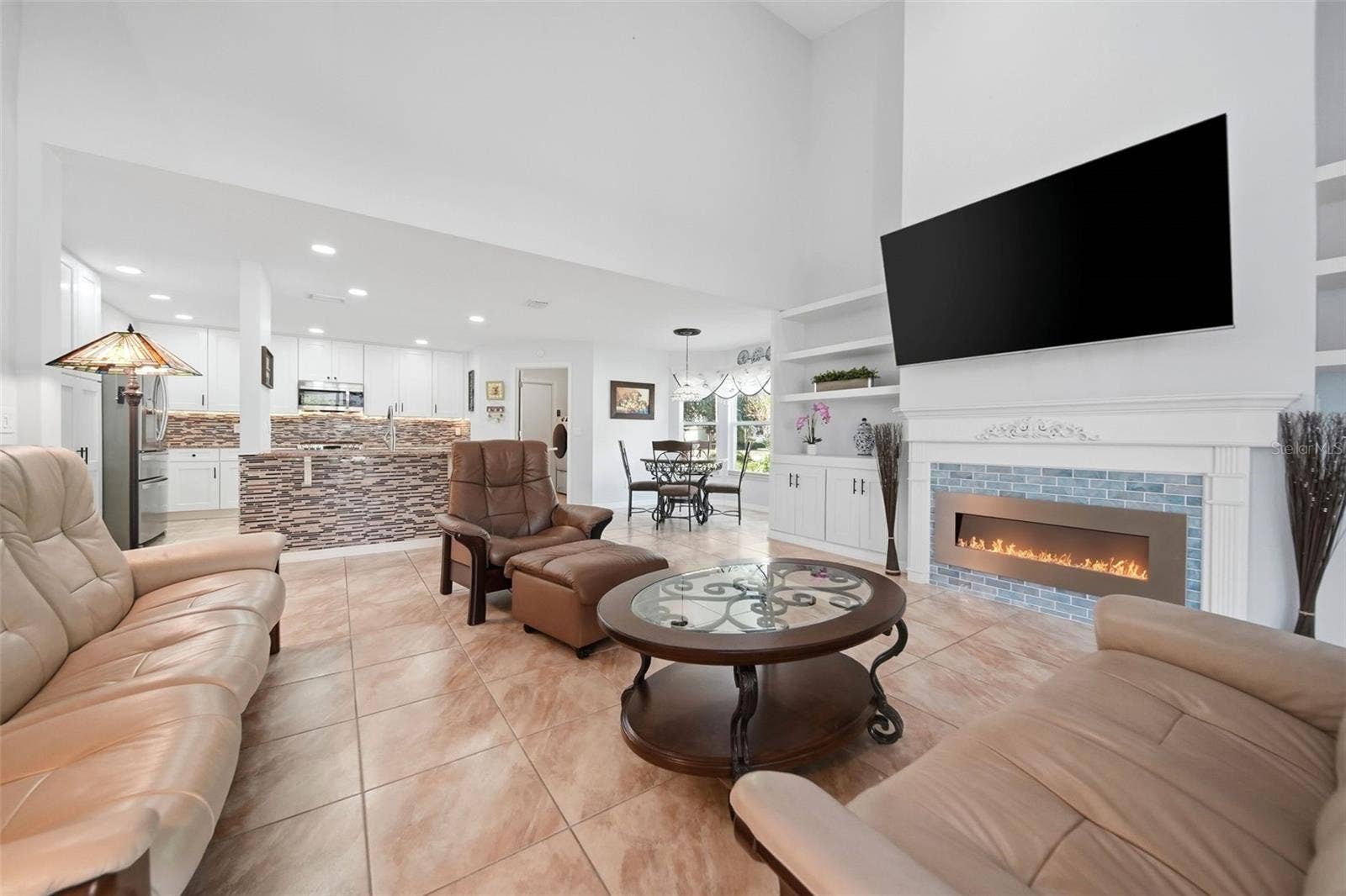 4901 SUDBURY COURT, Orlando, FL 32826 4901 SUDBURY COURT, Orlando, FL 32826