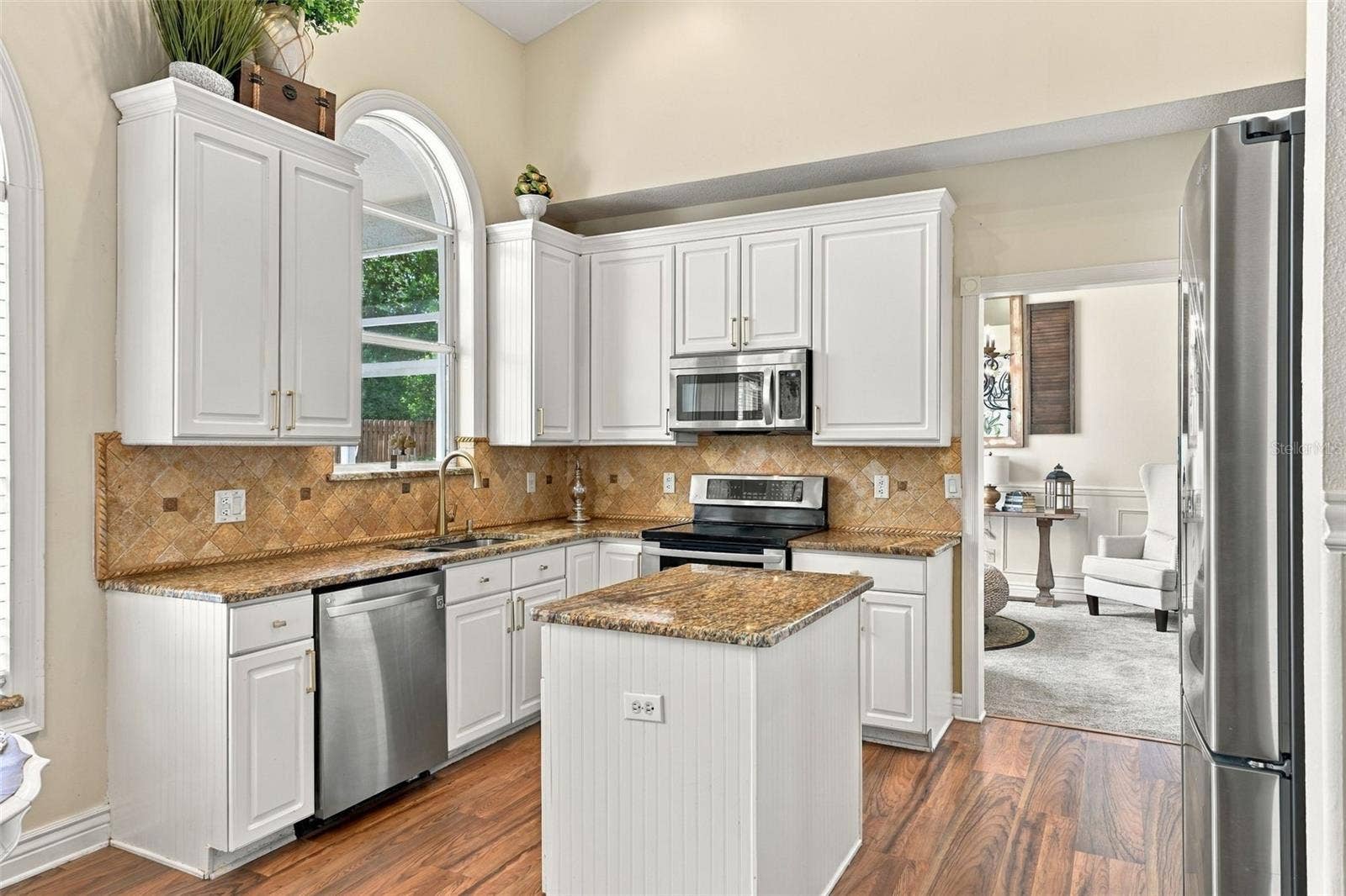 8426 DIAMOND COVE CIRCLE, Orlando, FL 32836 8426 DIAMOND COVE CIRCLE, Orlando, FL 32836