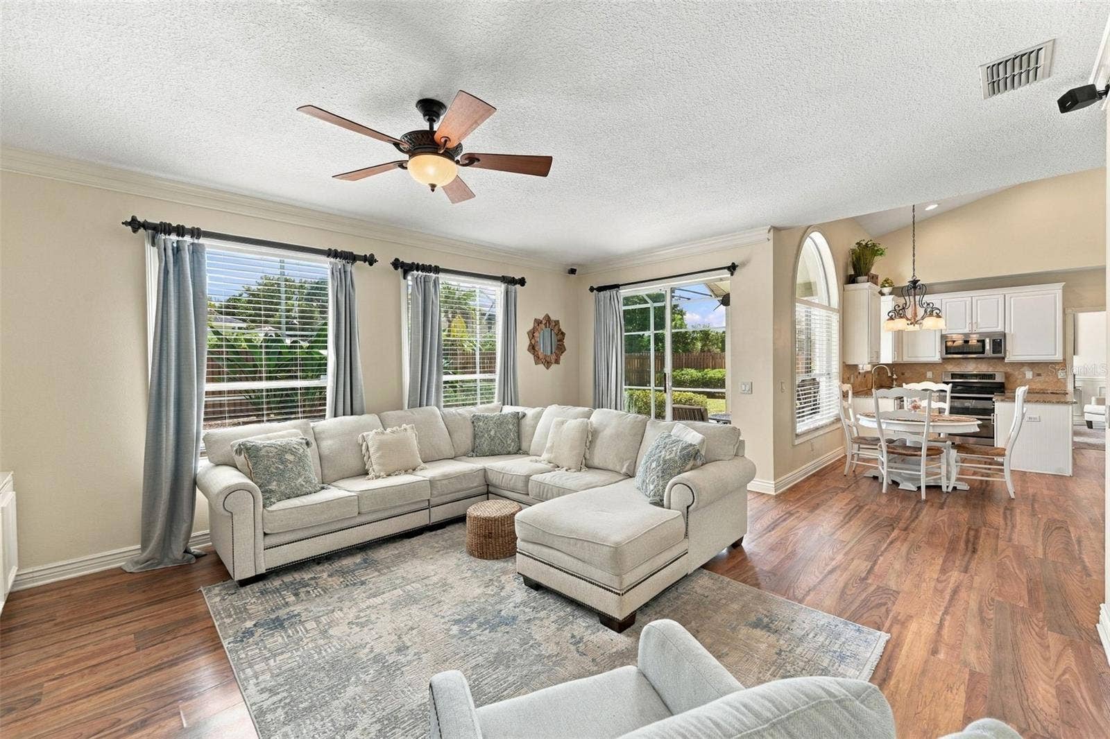 8426 DIAMOND COVE CIRCLE, Orlando, FL 32836 8426 DIAMOND COVE CIRCLE, Orlando, FL 32836